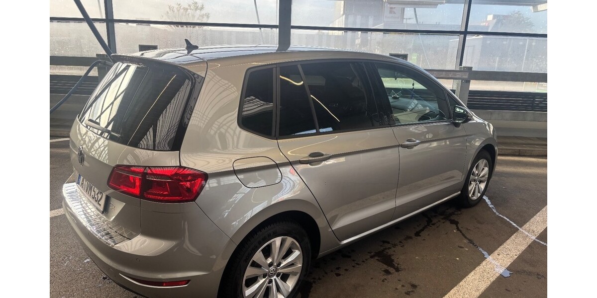 VW Golf Sportsvan 58.217 km 12.000 &euro; Augsburg 86150