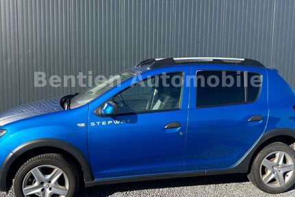 Dacia Sandero 145.600 km 5.980 &euro; Schleswig 24837