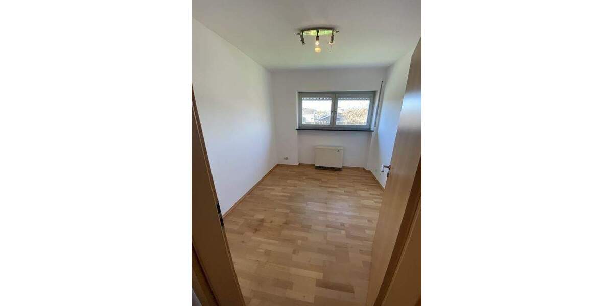 Etagenwohnung Gillenfeld - 3 Zimmer, 65 m&sup2;, 570&euro; | Angebot:26433528