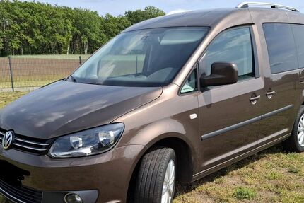VW Caddy 286.584 km 7.490 &euro; Neu Kaliß 19294