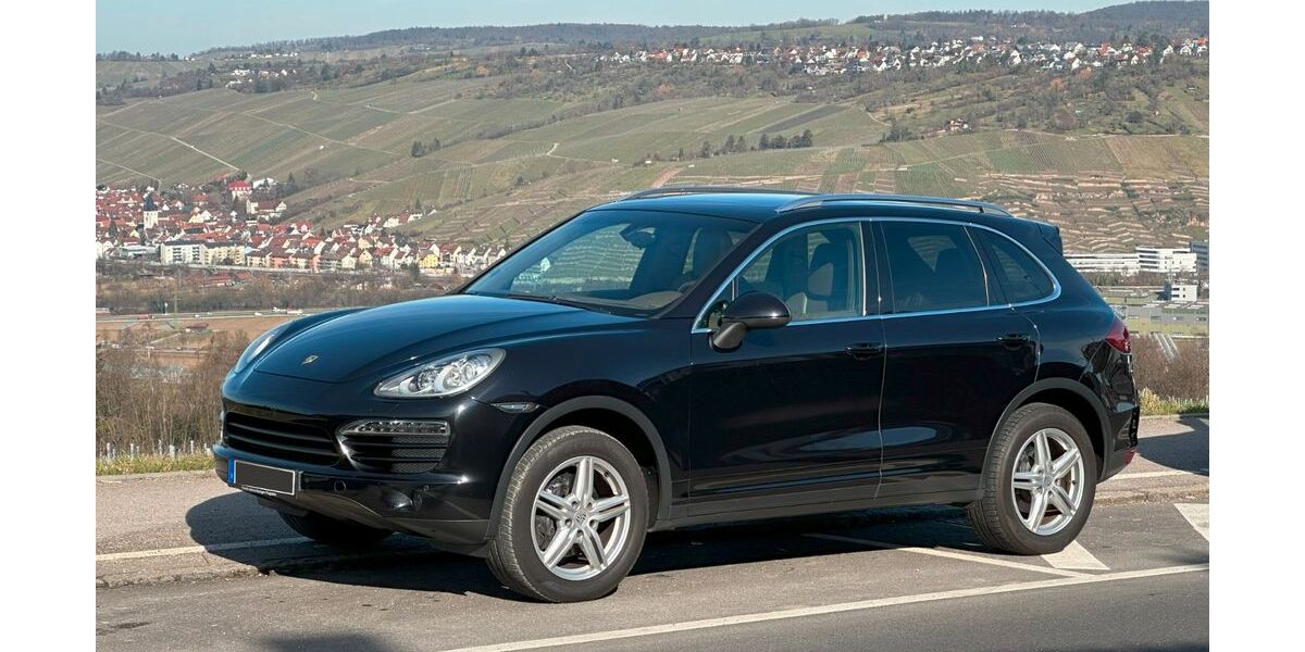 Porsche Cayenne 214.000 km 15.800 &euro; Stuttgart 70378