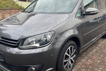 VW Touran 250.000 km 4.490 &euro; Petersberg 36100