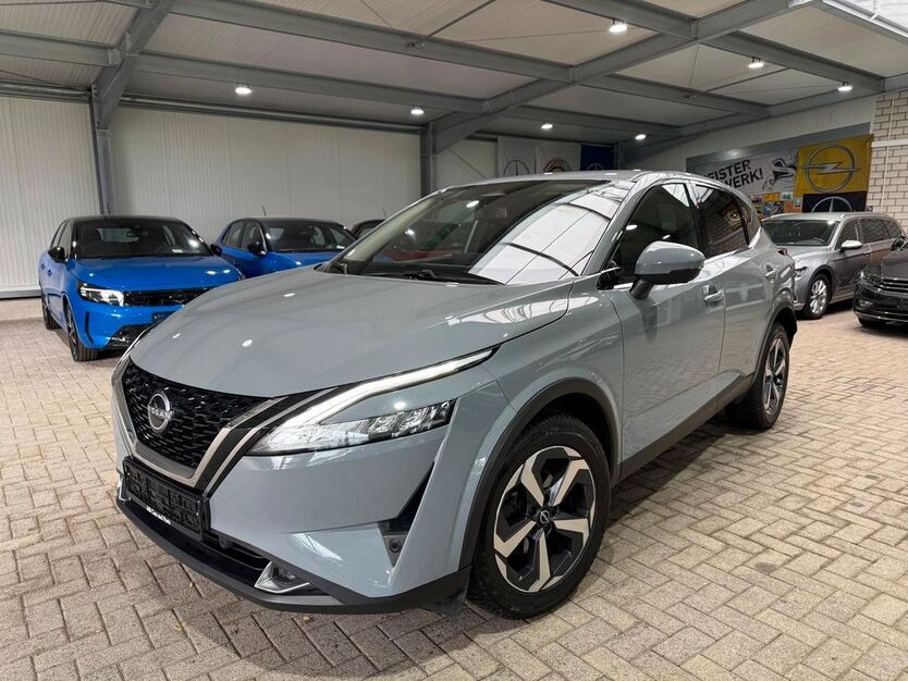 Nissan Qashqai 82.034 km 22.949 € Hörstel-Bevergern 48477