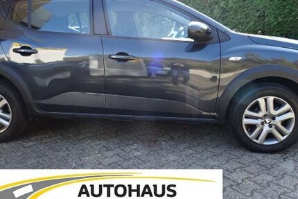Dacia Sandero 25.898 km 13.964 € Coburg 96450