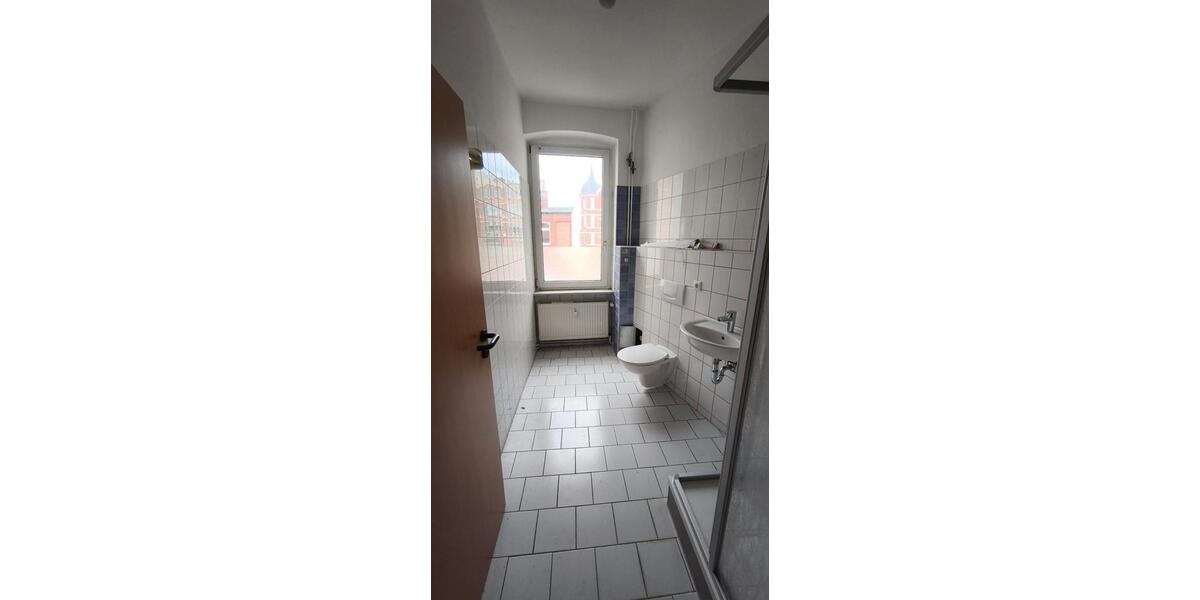 Etagenwohnung Burg - 2 Zimmer, 75 m&sup2;, 450&euro; | Angebot:25900170