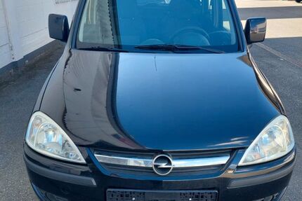 Opel Combo 118.738 km 2.900 &euro; Pinneberg 25421