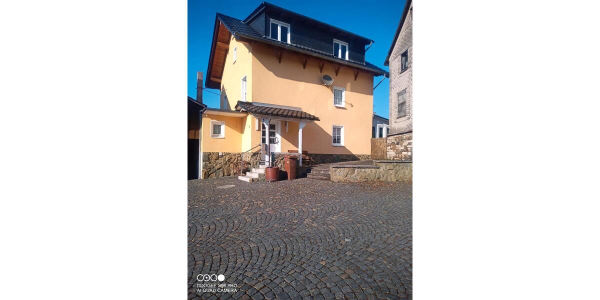 Einfamilienhaus Weilburg - 5 Zimmer, 250 m&sup2;, 250.000&euro; | Angebot:26349705