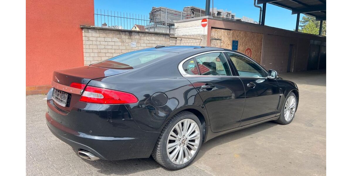Jaguar XF 121.000 km 8.999 &euro; Frankfurt am Main 65933