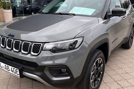 Jeep Compass 19.500 km 35.990 € Lübeck 23554