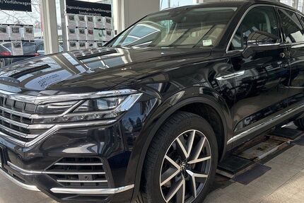 VW Touareg 115.956 km 40.450 &euro; Hamburg 22761