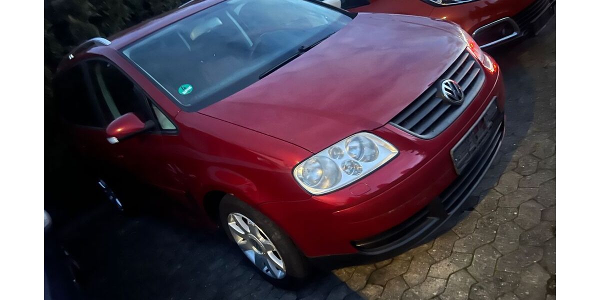 VW Touran 280.000 km 1.599 &euro; Herrenberg 71083