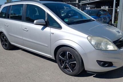 Opel Zafira 205.000 km 1.950 € Diepoldshofen 88299