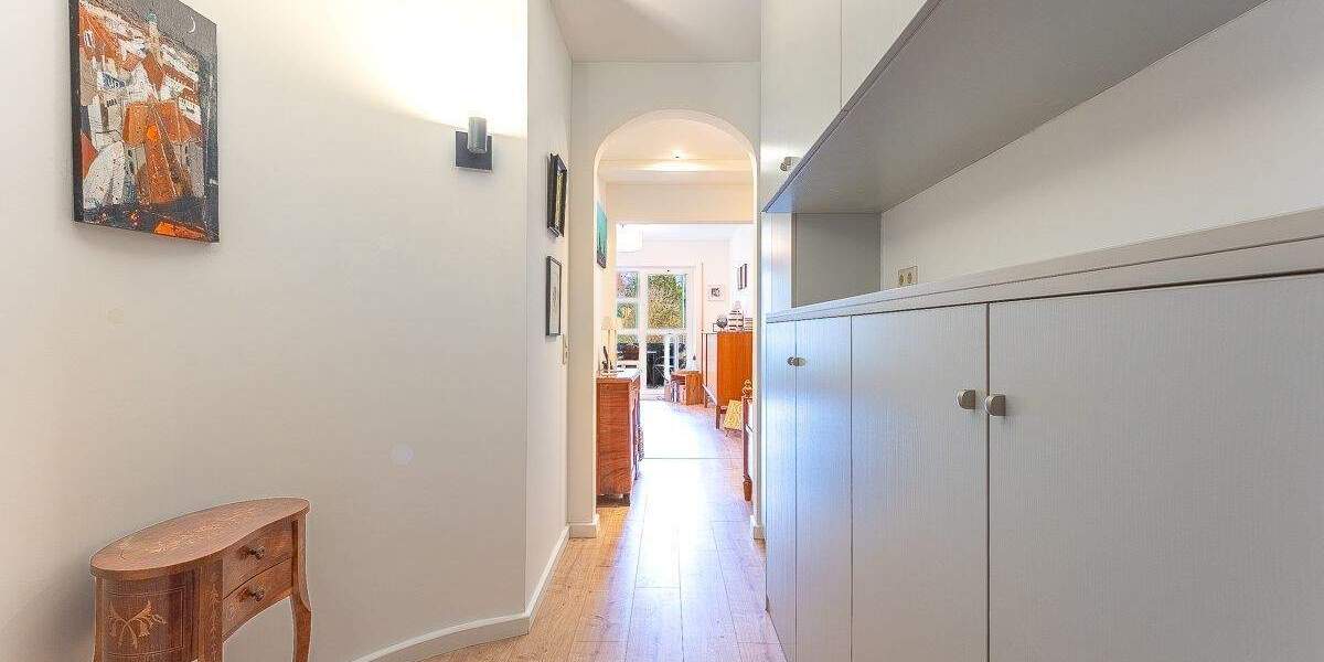 Etagenwohnung Kassel / Harleshausen Harleshausen - 3 Zimmer, 96 m&sup2;, 295.000&euro; | Angebot:25387645