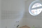 (12536_17) MGN: kleine 1-Raum-Wohnung mit Dusche und Balkon im Hochparterre, Hausmeisterdienste inklusive - Etagenwohnung Meiningen | Angebot:26836388