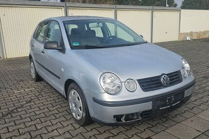VW Polo 154.568 km 2.350 &euro; Ginsheim-Gustavsburg 65462
