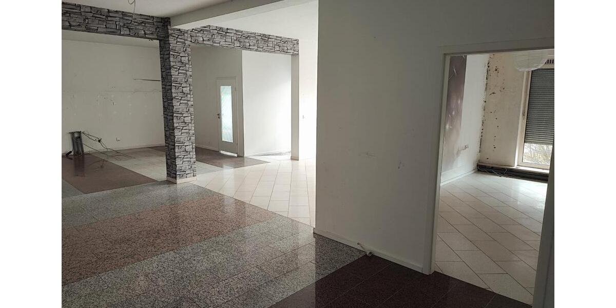 Einfamilienhaus Herrieden - 10 Zimmer, 300 m&sup2;, 1.150.000&euro; | Angebot:26661611