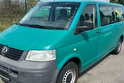 VW T5 Transporter 300.000 km 4.900 &euro; Berlin 13597