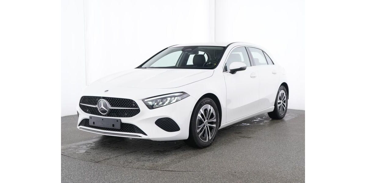 Mercedes-Benz A 180 8.124 km 31.890 &euro; Muensingen 72525