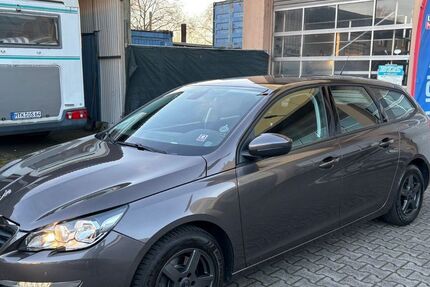 Peugeot 308 110.000 km 6.490 &euro; Frankfurt am Main 65933