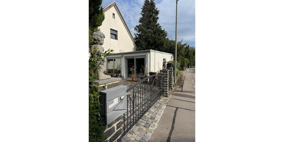 Einfamilienhaus Buchloe - 5 Zimmer, 110 m&sup2;, 1.500&euro; | Angebot:24698228
