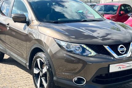 Nissan Qashqai 31.478 km 14.599 € Heidenheim 89520