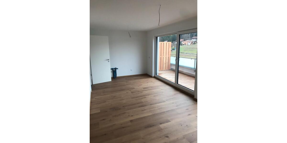 Einfamilienhaus Cham - 2 Zimmer, 75 m&sup2;, 820&euro; | Angebot:24848461