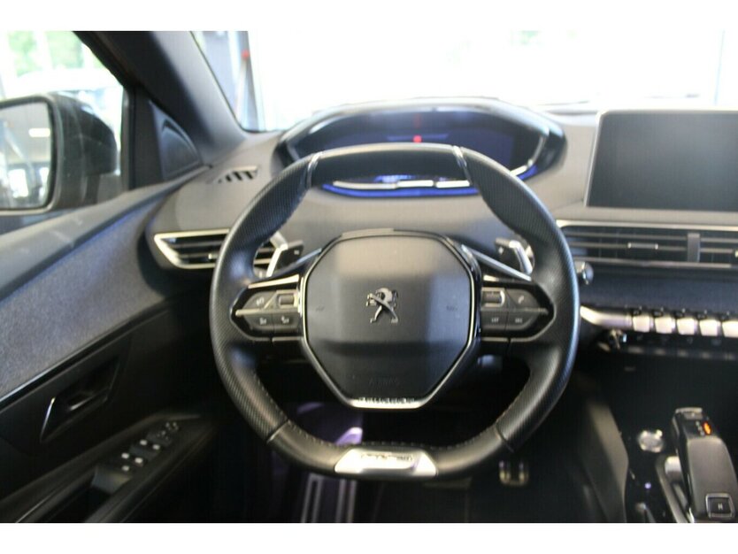 Peugeot 3008 1.5 GT Line 73.030 km 17.980 € Euskirchen 53881