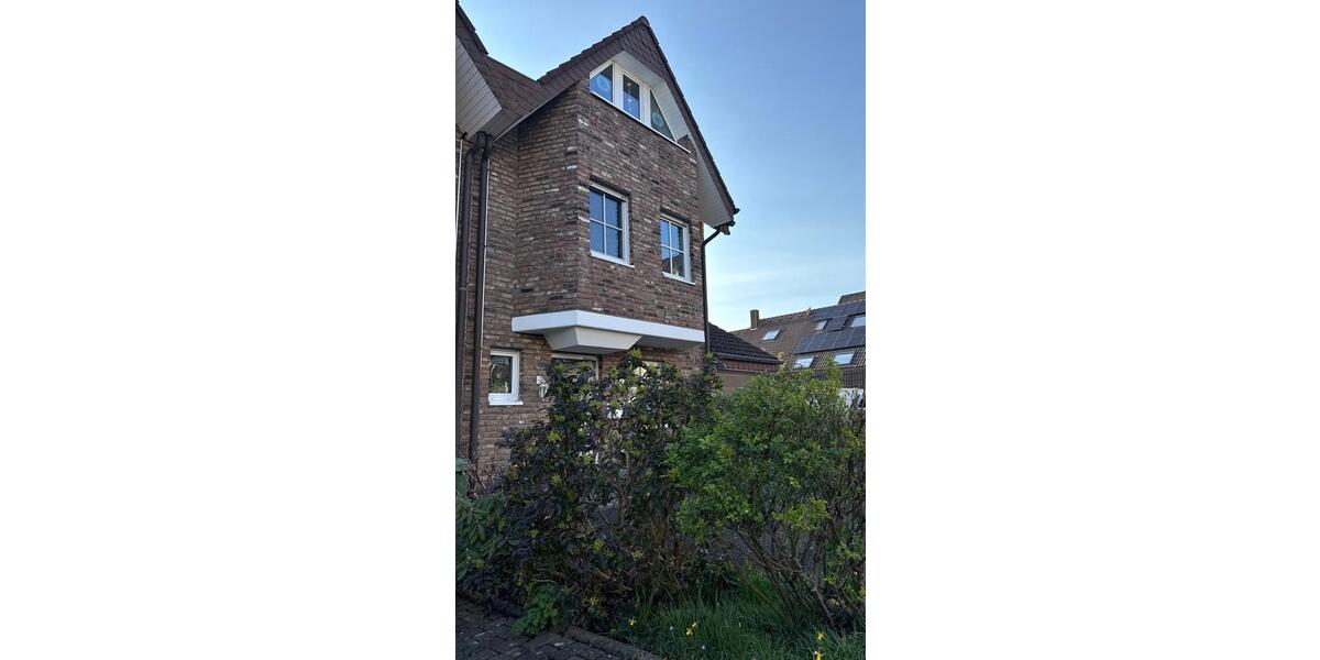 Reihenhaus Inden - 6 Zimmer, 155 m&sup2;, 535.000&euro; | Angebot:25756017