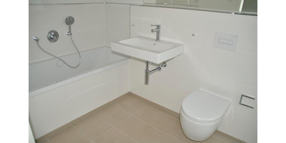 Etagenwohnung Schleswig - 3 Zimmer, 96 m&sup2;, 1.527&euro; | Angebot:26249728