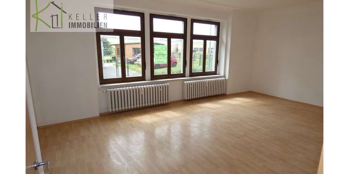 Etagenwohnung Werdau OT Langenhessen Langenhessen - 4 Zimmer, 101 m&sup2;, 455&euro; | Angebot:26356951