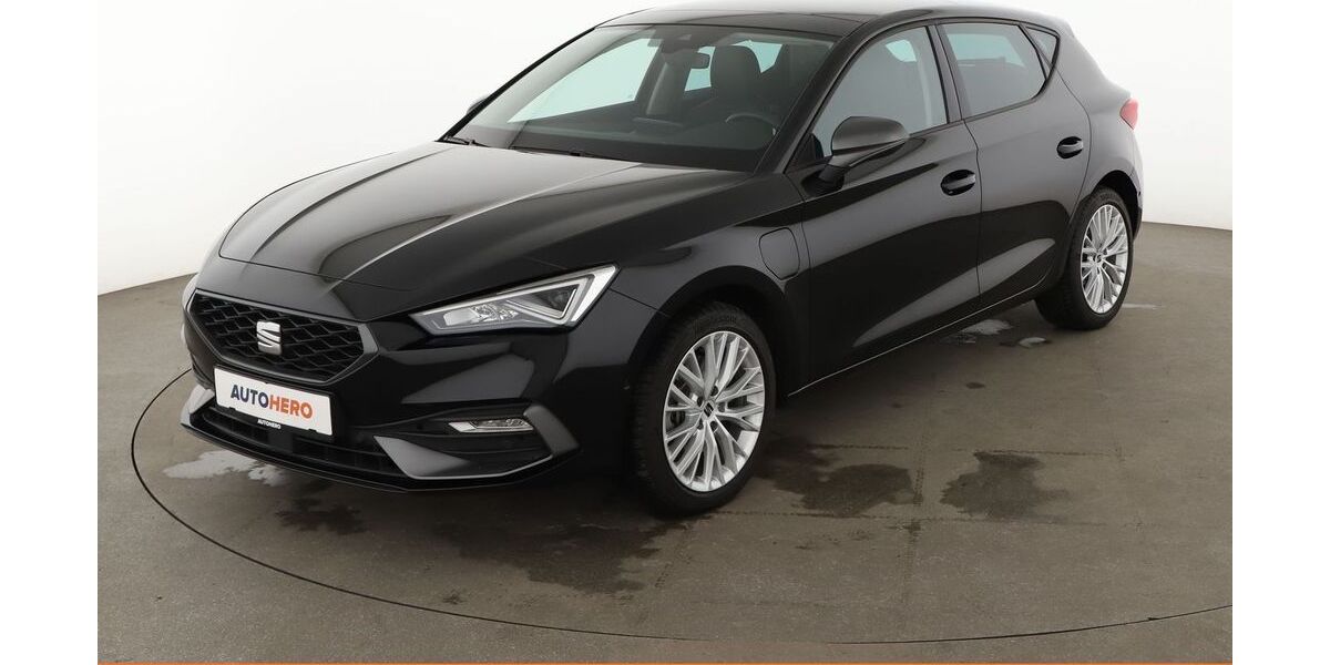 Seat Leon 54.498 km 22.770 &euro; Dresden 01187