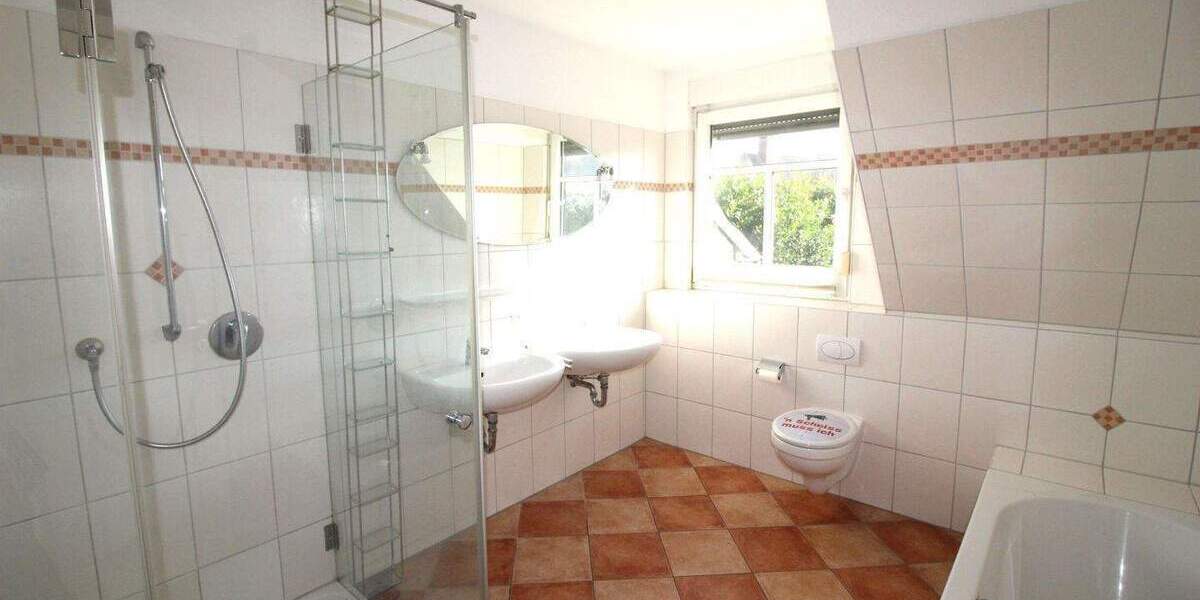Mehrfamilienhaus, Wohnhaus Guderhandviertel - 8 Zimmer, 188 m&sup2;, 599.000&euro; | Angebot:25705246
