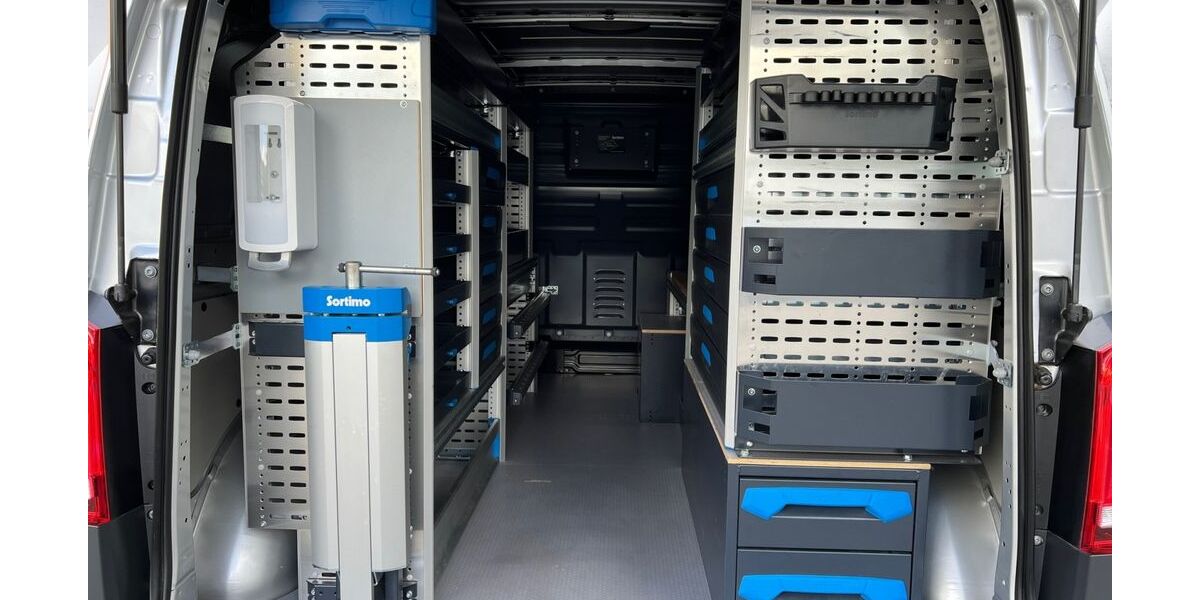 Mercedes-Benz Vito 117.434 km 23.900 &euro; Köln-Riehl 50735