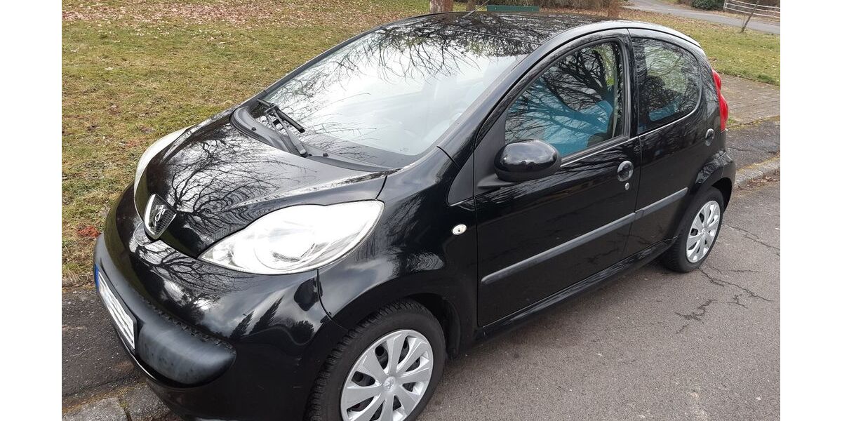 Peugeot 107 135.600 km 2.500 &euro; Gutweiler 54317