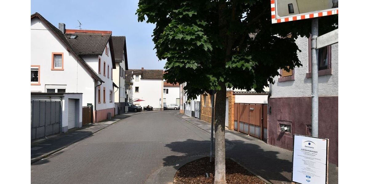 Großzügiges Anwesen mit vielseitigen Nutzungsmöglichkeiten im Herzen von Erzhausen zimmer