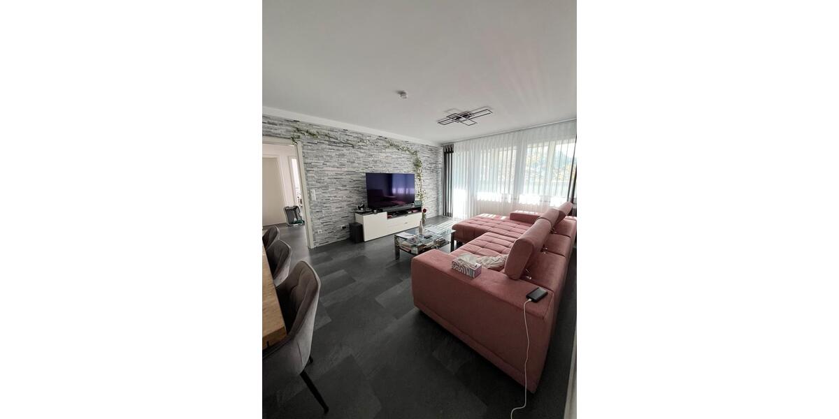 Etagenwohnung Grenzach-Wyhlen Wyhlen - 1 Zimmer, 93 m&sup2;, 482.000&euro; | Angebot:26124336