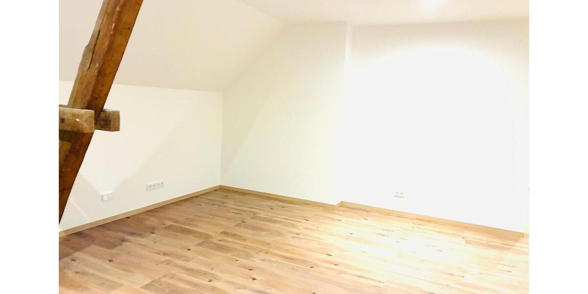 Dachgeschoßwohnung Wiesbaden Mainz-Amöneburg - 3 Zimmer, 88 m&sup2;, 1.326&euro; | Angebot:24983177