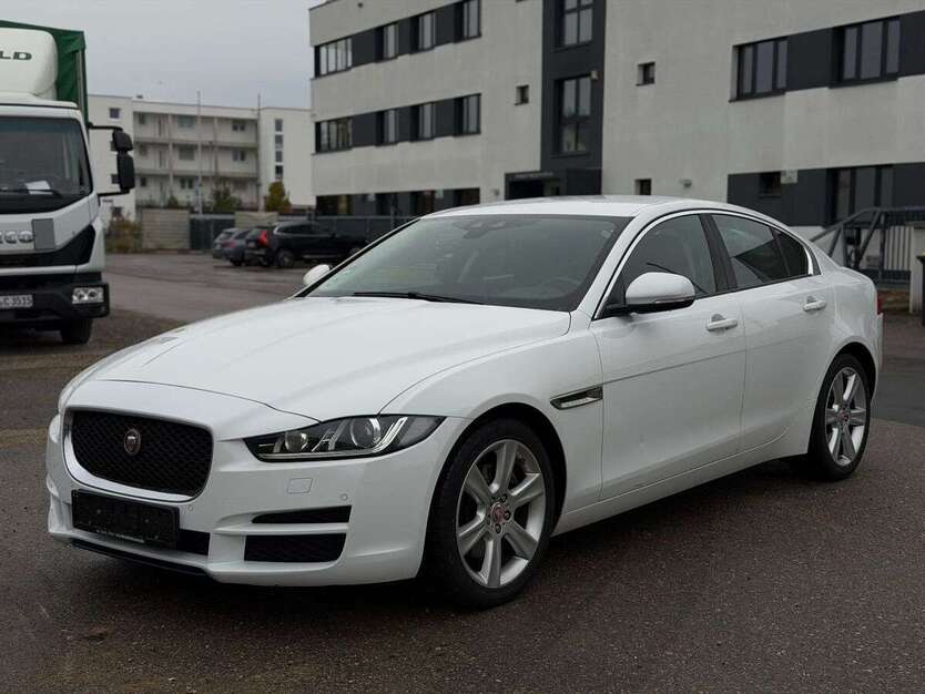 Jaguar XE 195.000 km 7.990 € Senden 89250