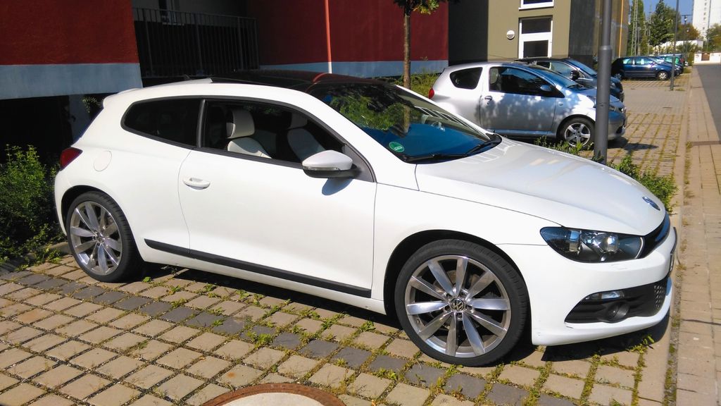 VW Scirocco 167.000 km 8.493 &euro; Halle 06126