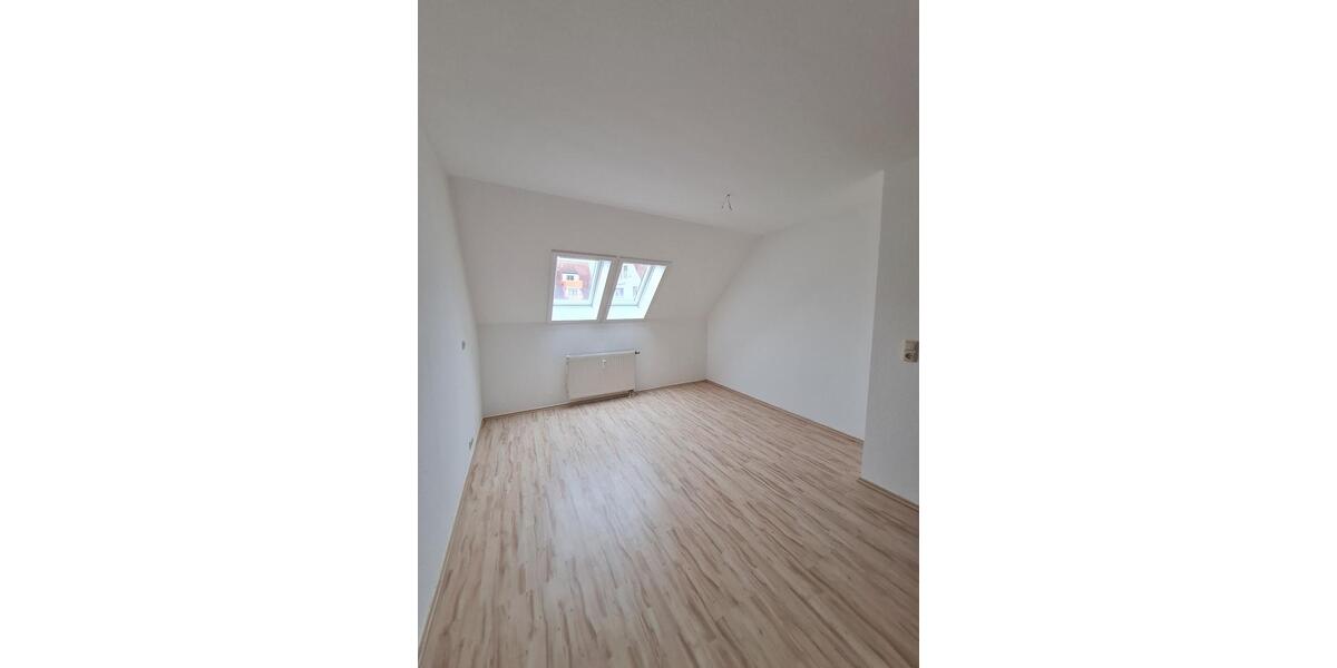 Etagenwohnung Glauchau - 2 Zimmer, 48 m&sup2;, 55.500&euro; | Angebot:24975976
