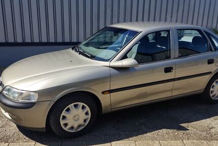 Opel Vectra 73.000 km 9.500 € Homburg 66424