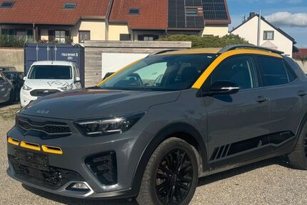 Kia Stonic 74.316 km 14.000 &euro; Friedberg 86316