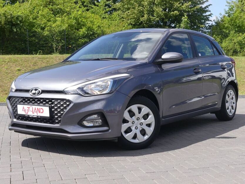 i20
