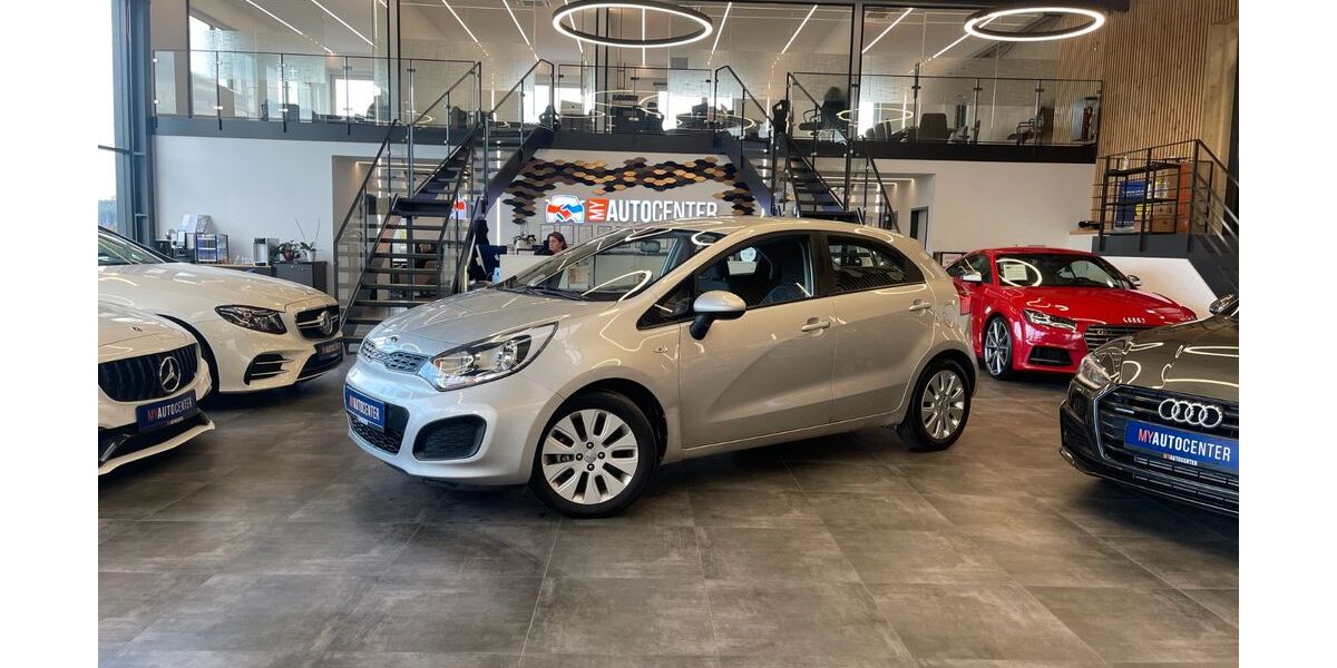 Kia Rio 138.673 km 2.999 &euro; Pfaffenhofen 85276
