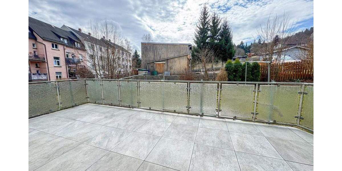 Etagenwohnung Aue - 2 Zimmer, 64 m&sup2;, 387&euro; | Angebot:25631485