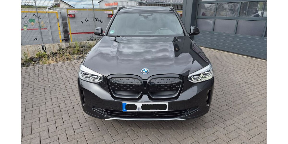 BMW iX3 57.500 km 33.900 &euro; Kirchheimbolanden 67292