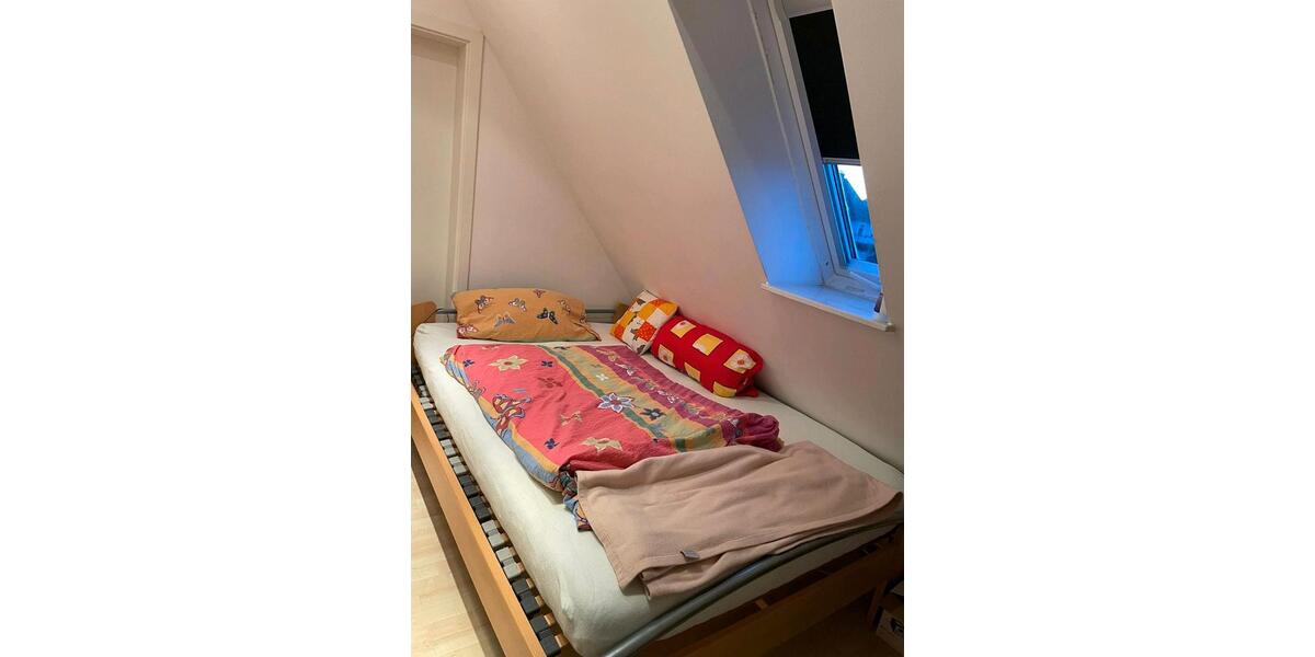 Dachgeschoßwohnung Bielefeld Heepen - 2 Zimmer, 32 m&sup2;, 430&euro; | Angebot:26397812