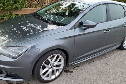 Seat Leon 132.000 km 10.499 &euro; Stockach 78333