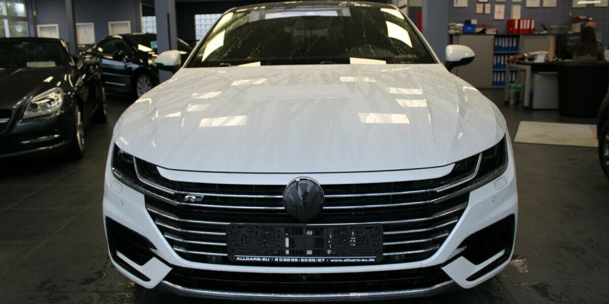 VW Arteon 2.0 TSI 4Motion DSG R-Line 147.227 km 22.980 &euro; Euskirchen 53881