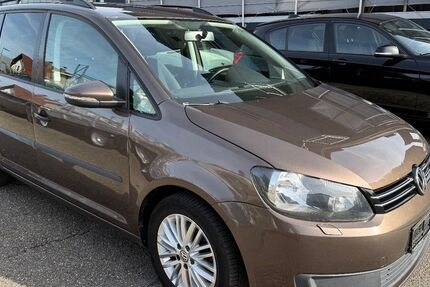 VW Touran 169.500 km 5.999 &euro; Kronau 76709